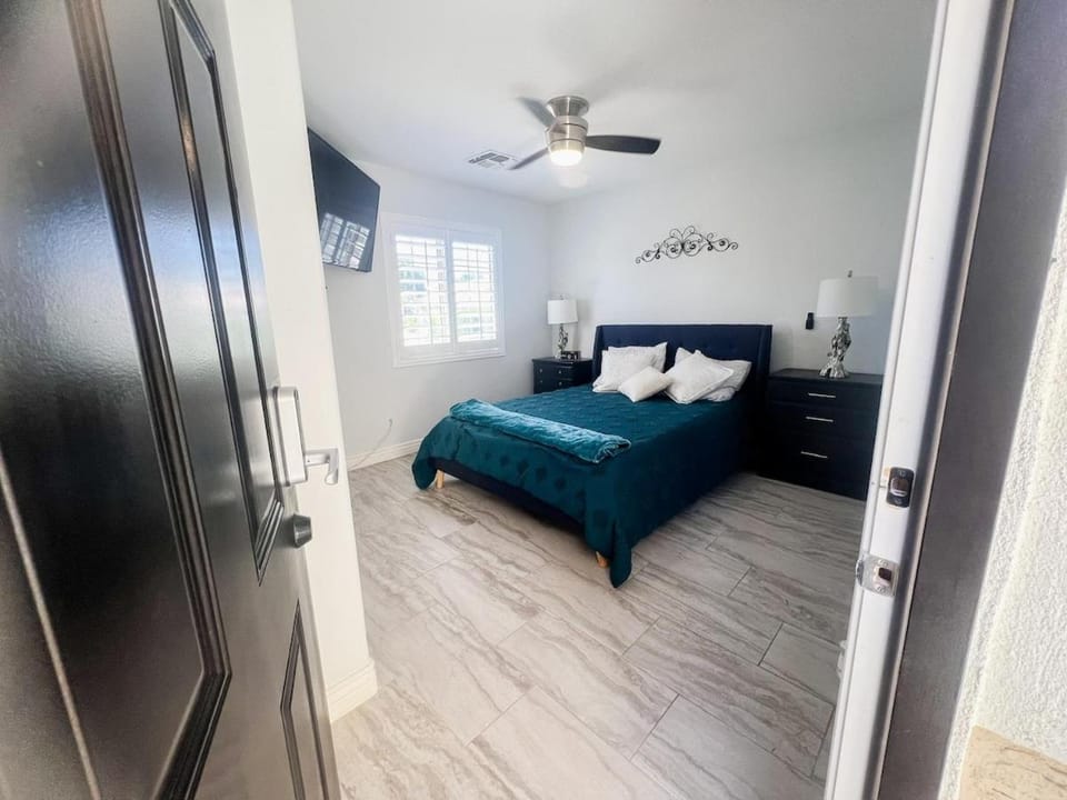Civic Centre, Compact Ste layout & Separate Entry Apartment in Gilbert
