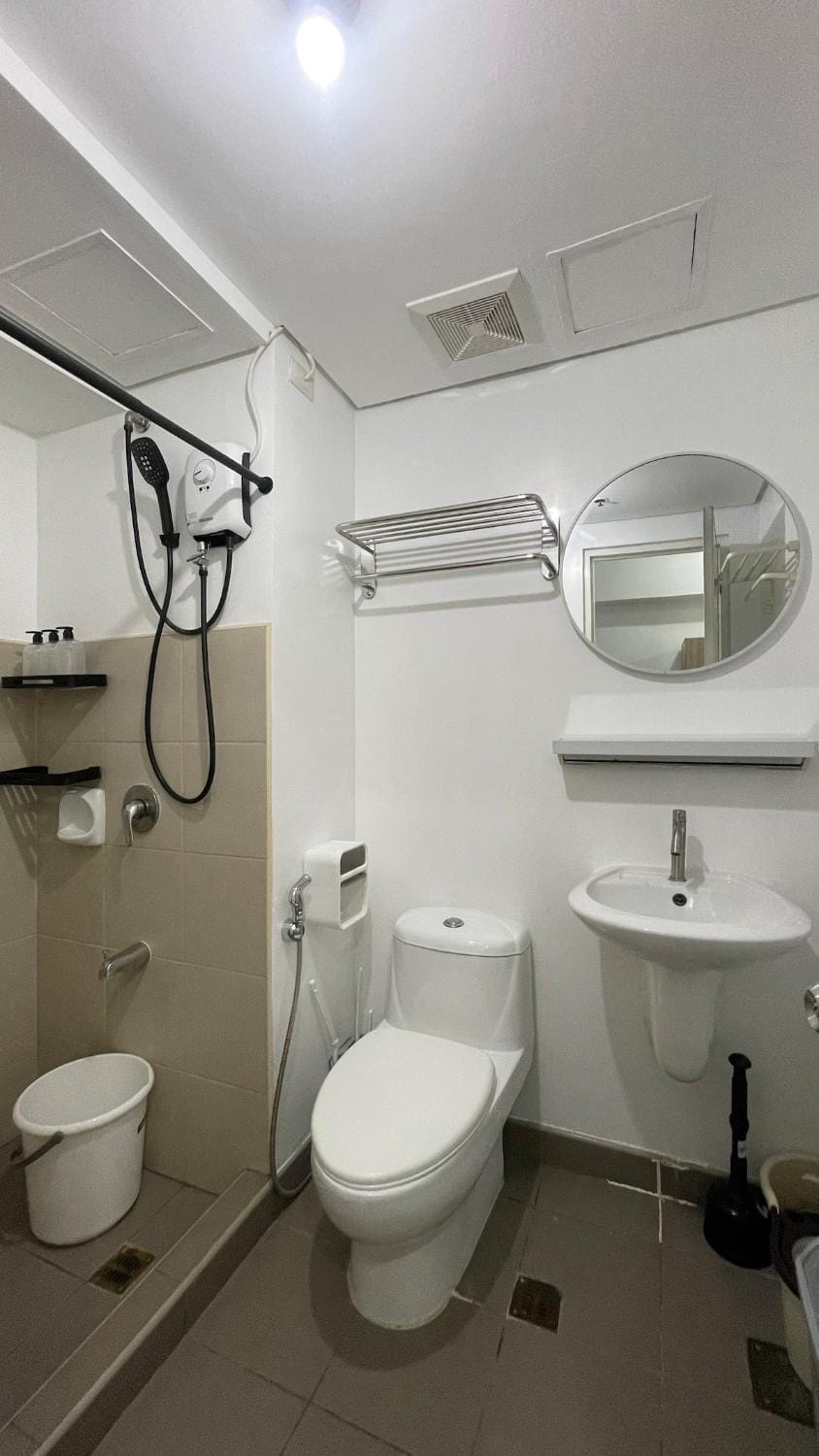 E Simple Studio Retreat Apartment in Iloilo City