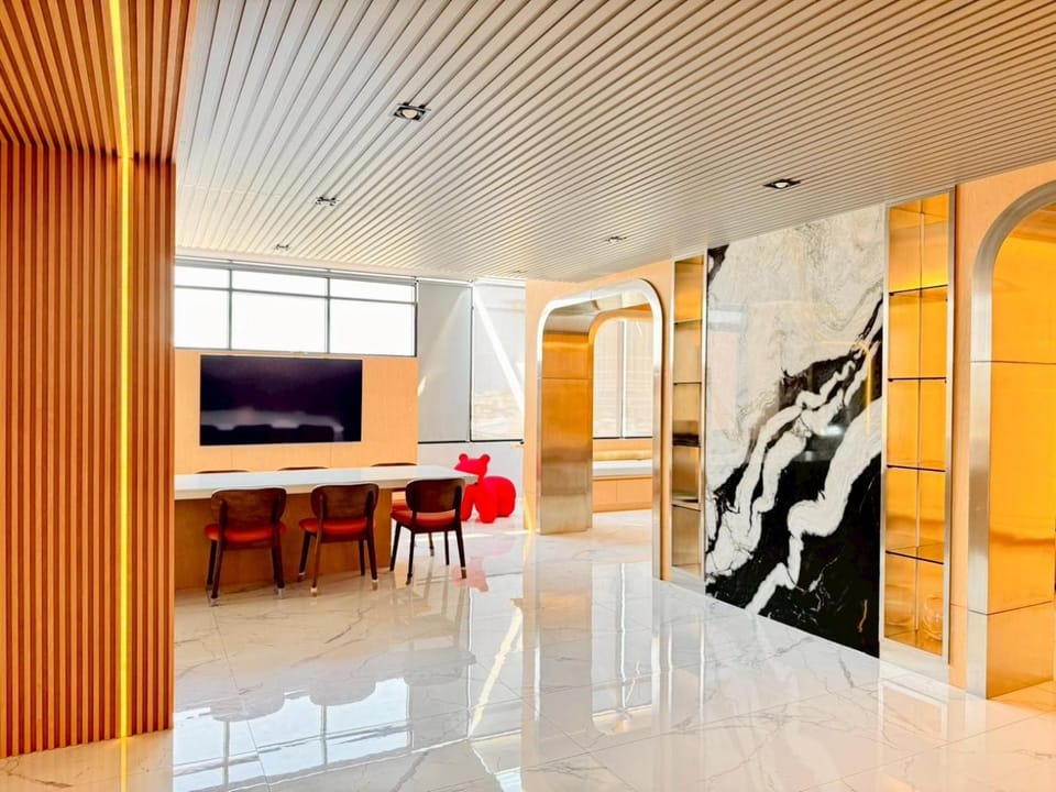 Communal lounge/ TV room, TV and multimedia, Evening entertainment