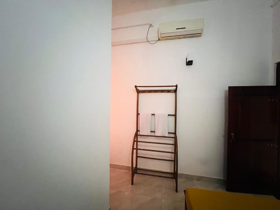 Nishadi Holiday Inn Kataragama Hotel in Southern Province