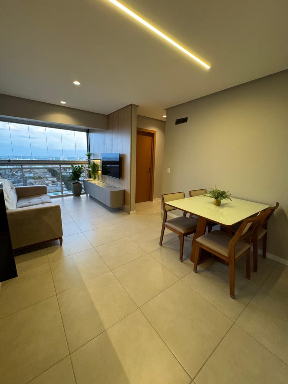 Apto 31º andar, 4km do centro, colado ao Umarizal Apartment in Belém