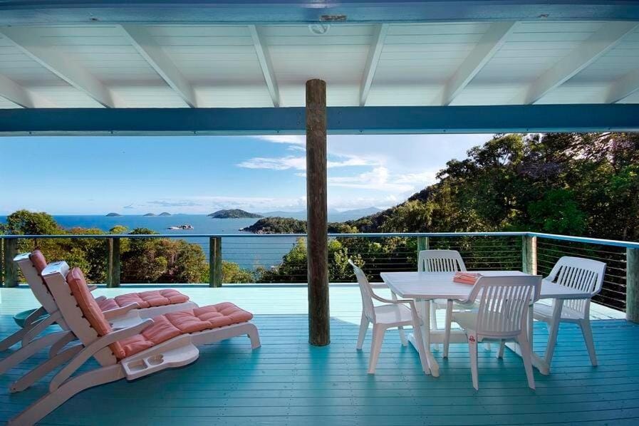 Bedarra Island House 360 House in Dunk