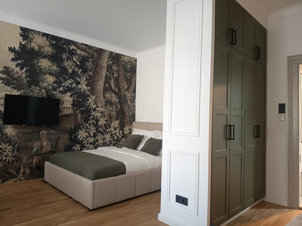Bed, wardrobe