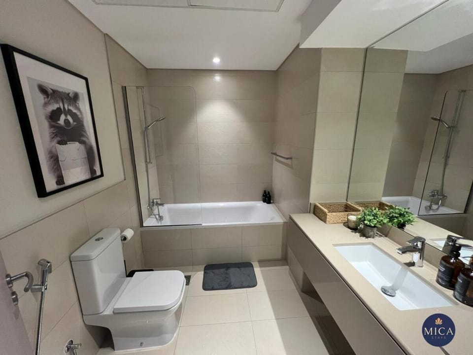 Bathroom, Bath