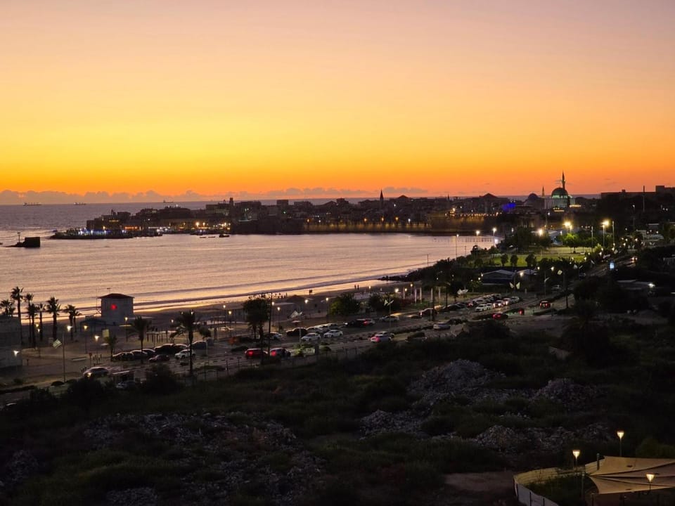 Patio, Patio, Nearby landmark, Natural landscape, Balcony/Terrace, Balcony/Terrace, Beach, City view, Sea view, Sea view, Sunset, air conditioner, air conditioner
