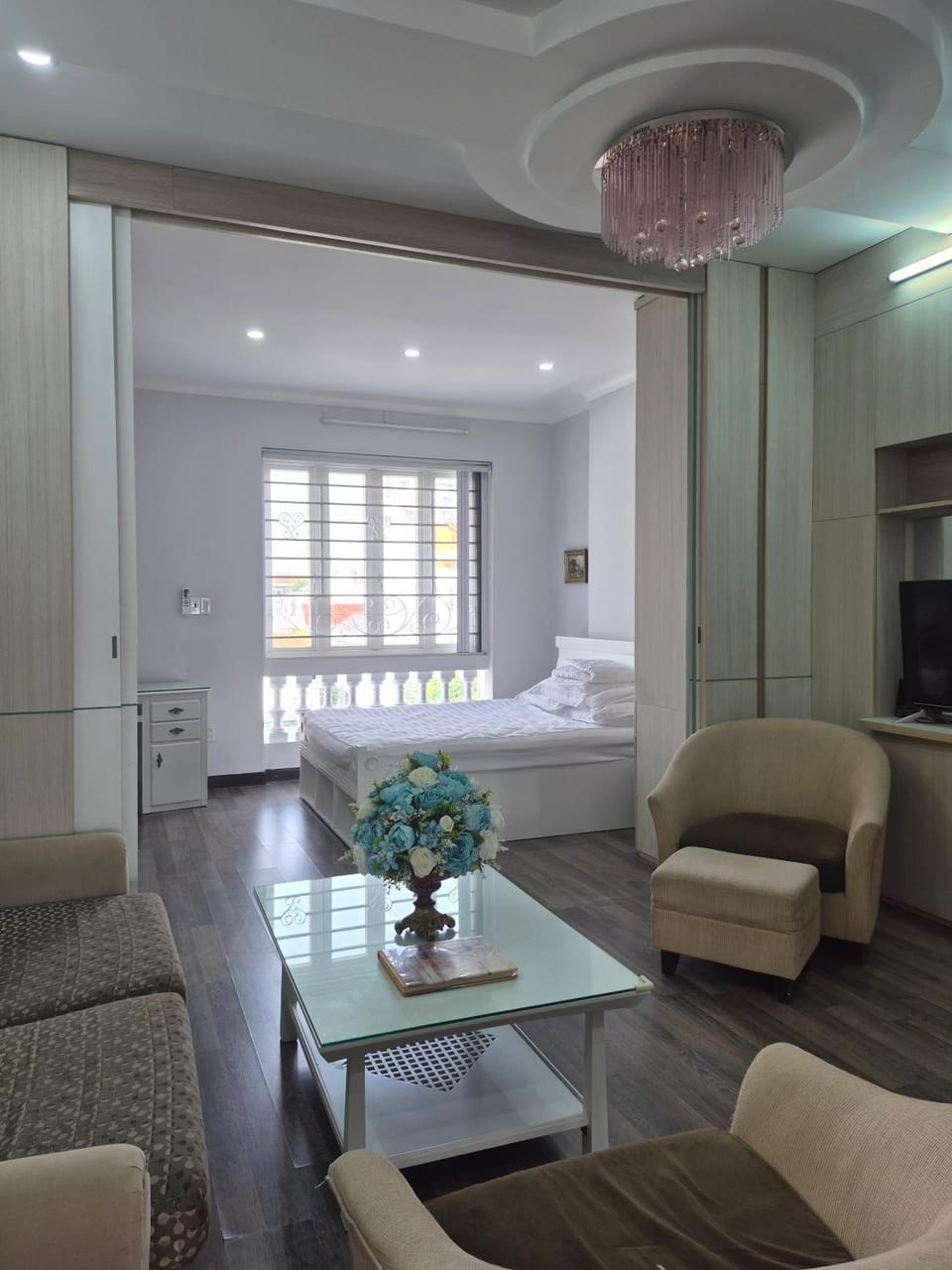 TV and multimedia, Living room, Bedroom