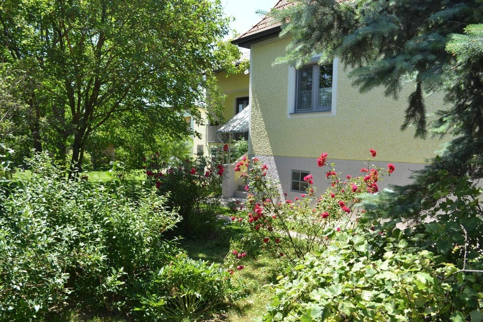 Facade/entrance, Garden