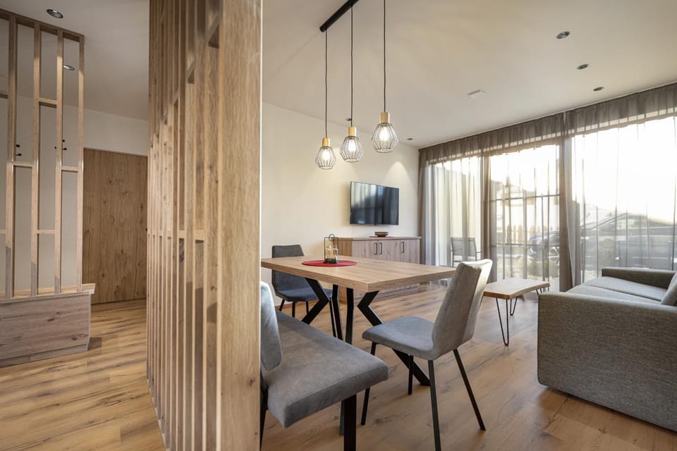 Tieja Panoramic Lodge Apartment in Sëlva