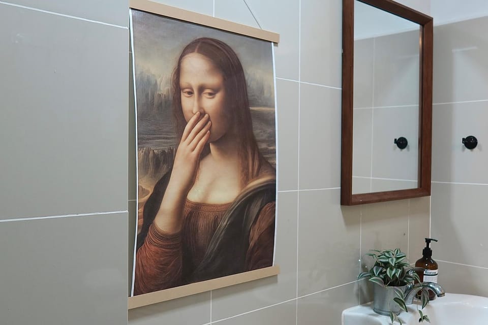 Bathroom, Decorative detail