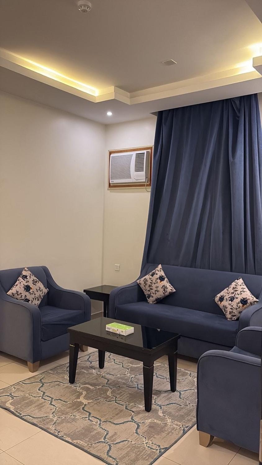 Living room, Seating area, air conditioner