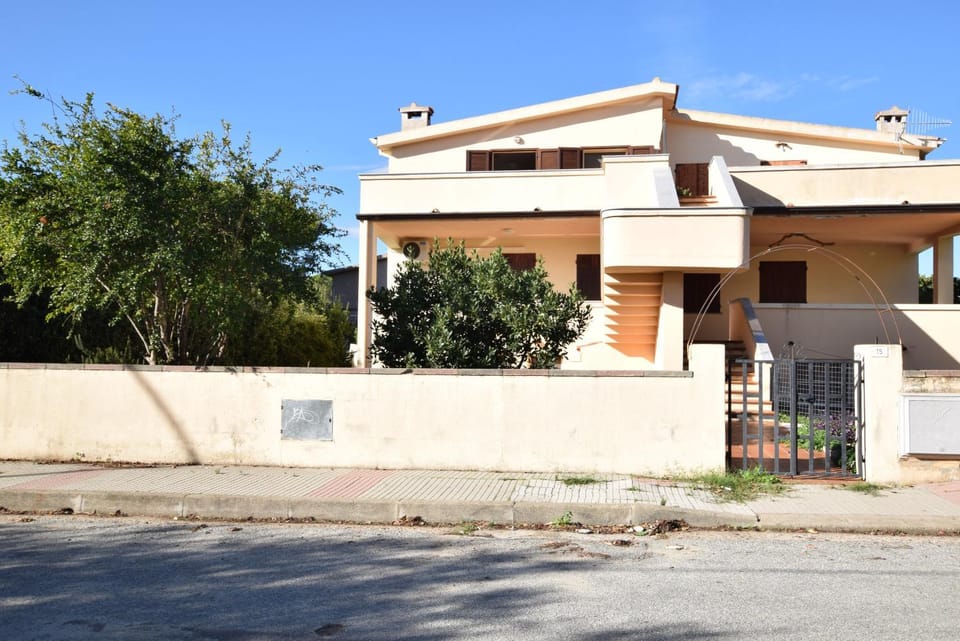 FSG-PINT02p1 House in Sardinia