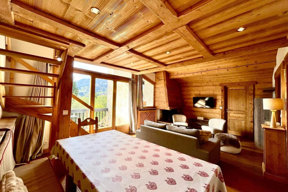 Charming Alpine Apartment in Megève Mountain View Apartment in Megève