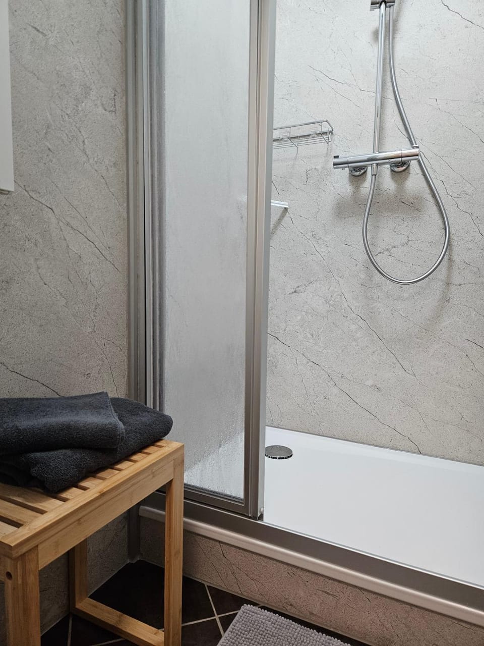 Bathroom, Living room