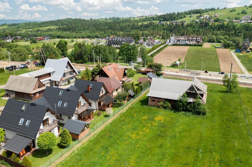 Property building, Off site, Bird's eye view, Landmark view, Swimming pool