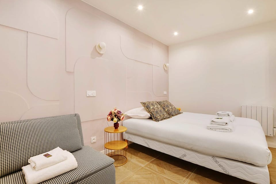 Faubourg saint denis Charmant appartement 4P Apartment in Paris