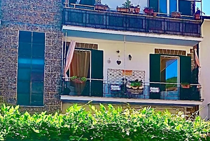 Property building, Balcony/Terrace