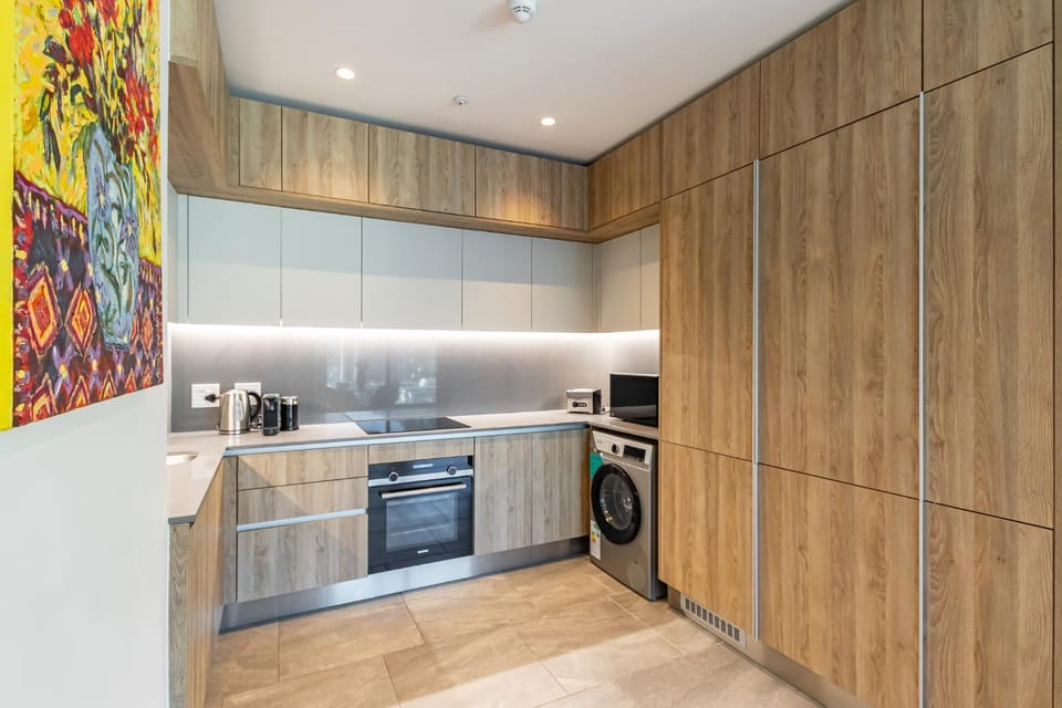 Kitchen or kitchenette, washing machine, kitchen