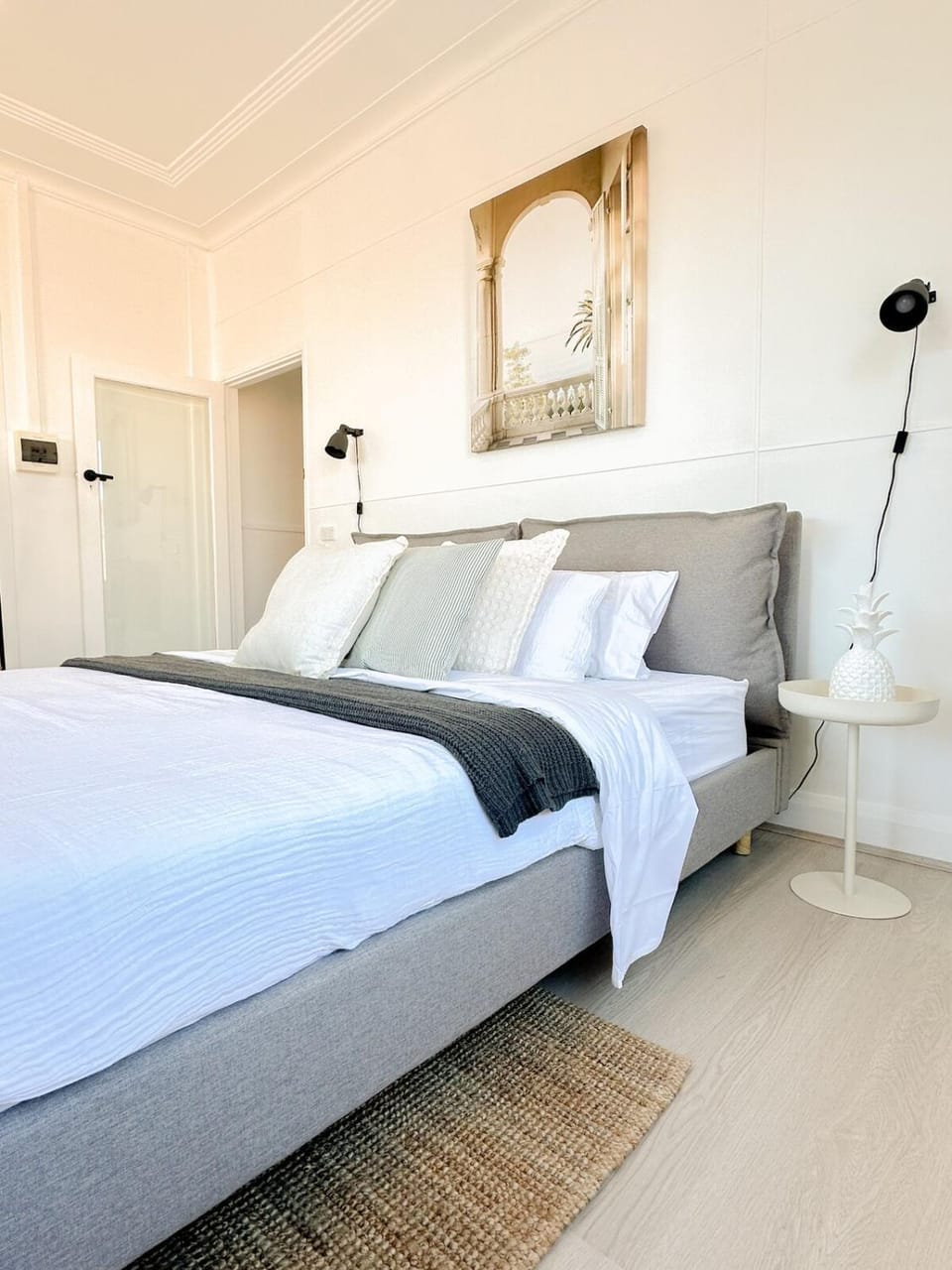 CBD Studio - Sleeps 4 - Rooftop Courtyard - Views Apartment in Wollongong