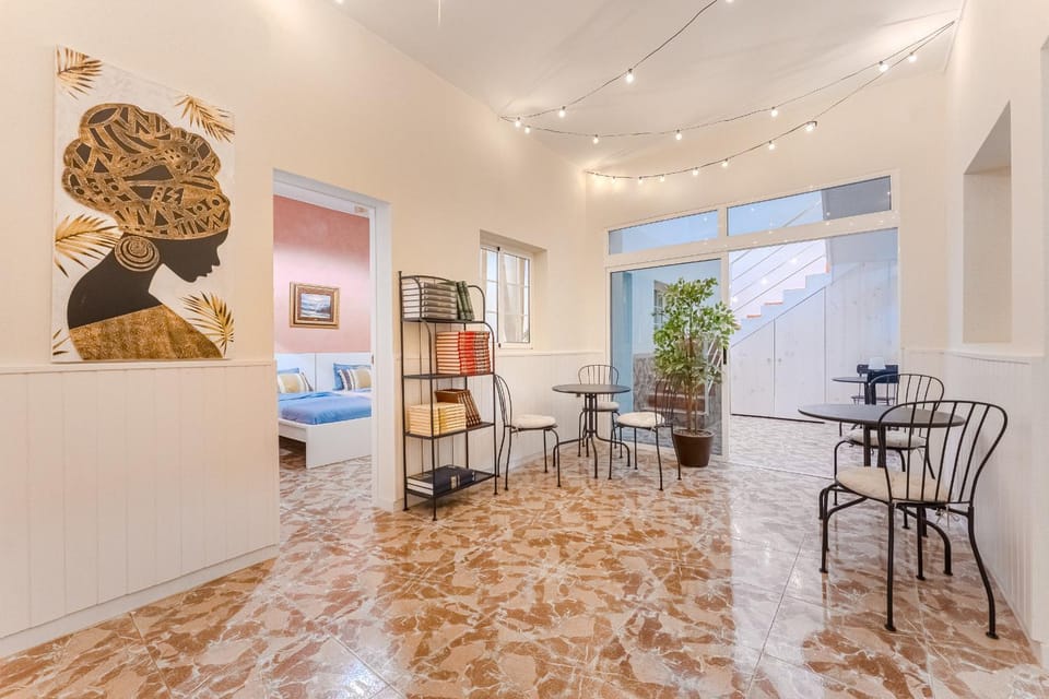 7BR House for 14 Guests with Big Terrace - Bonita Paradise Apartment in Playa San Juan