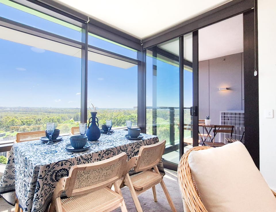 Day, View (from property/room), Living room, Seating area, Dining area