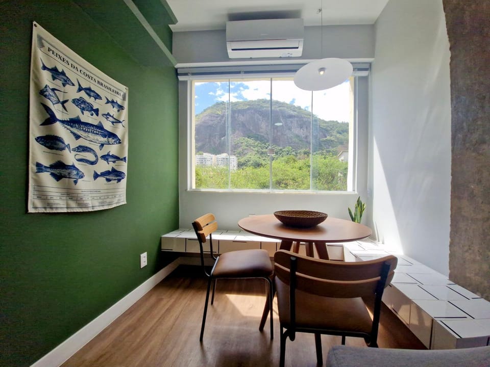 View (from property/room), Dining area, air conditioner