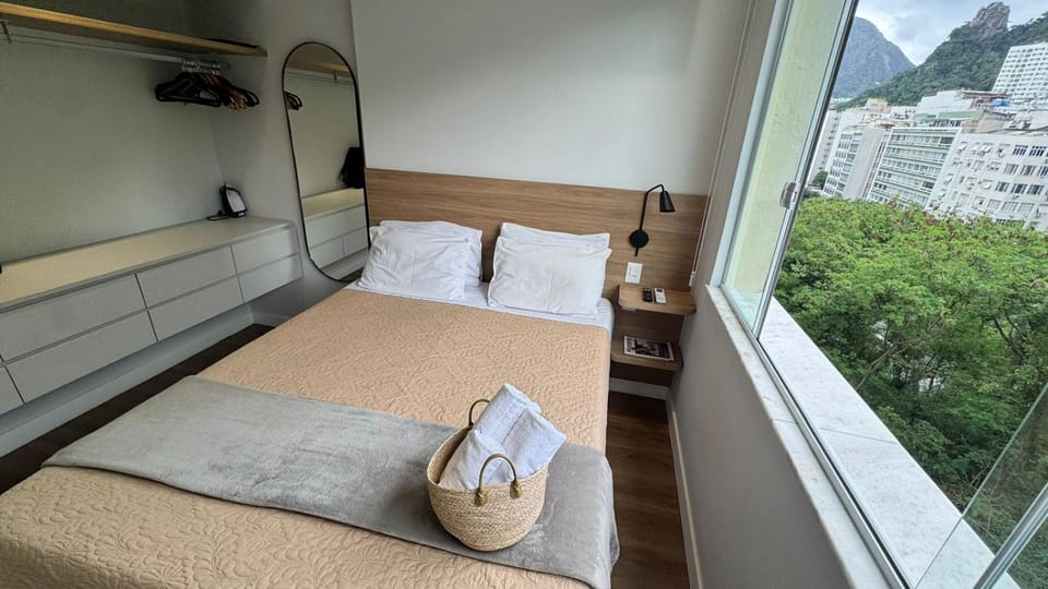 Bed, Natural landscape, View (from property/room), Photo of the whole room, Bedroom, Mountain view, towels