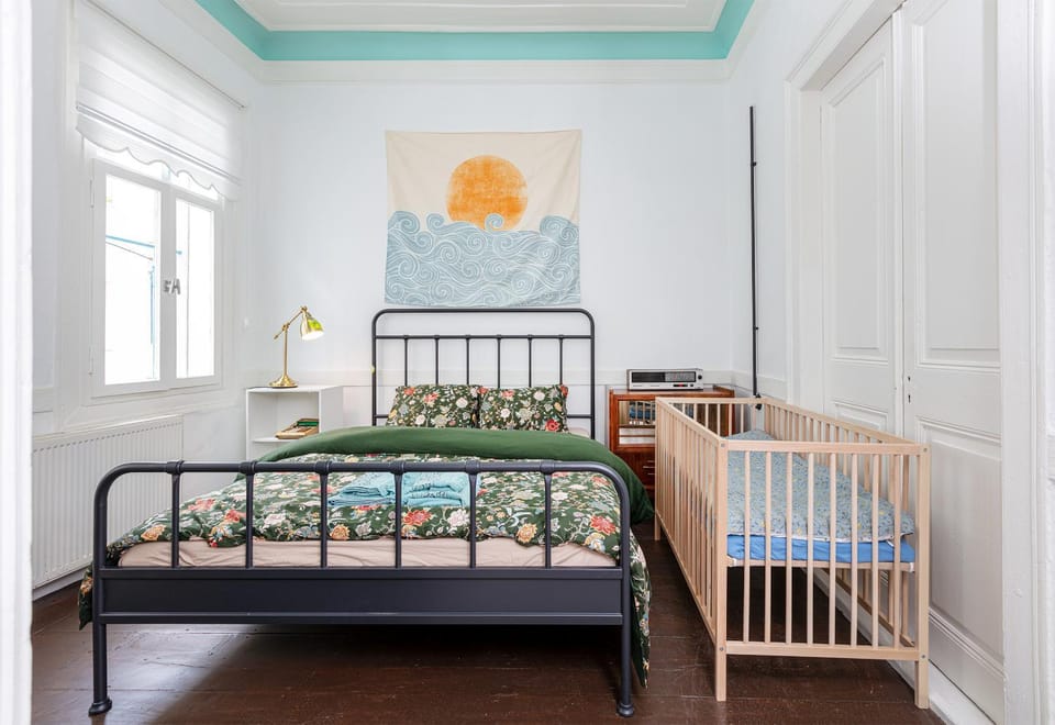 Bed, Bedroom, cot