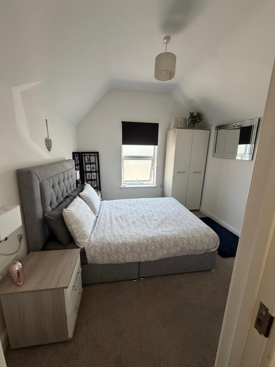 Bed, Photo of the whole room, Bedroom, wardrobe