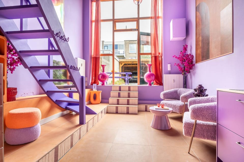 Lila-Licious Apartment in Breda