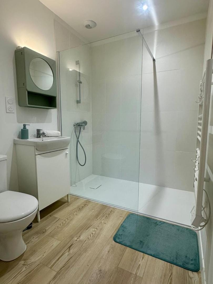 L'Atelier des Couleurs - T2 Neuf - plain-pied Apartment in Mont-de-Marsan