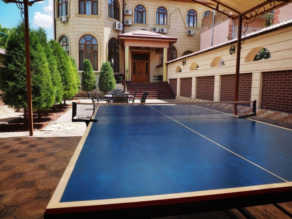 Table tennis