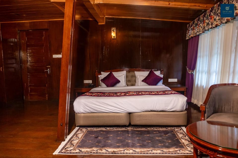 Seating area, Bedroom
