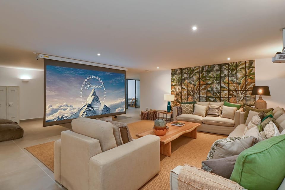 Communal lounge/ TV room, Living room