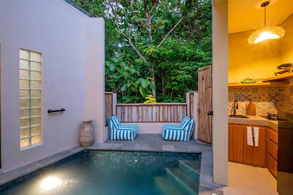 Patio, Garden, Kitchen or kitchenette, Garden view, Pool view, Pool view, Swimming pool, Swimming pool, sunbed, kitchen, kitchen