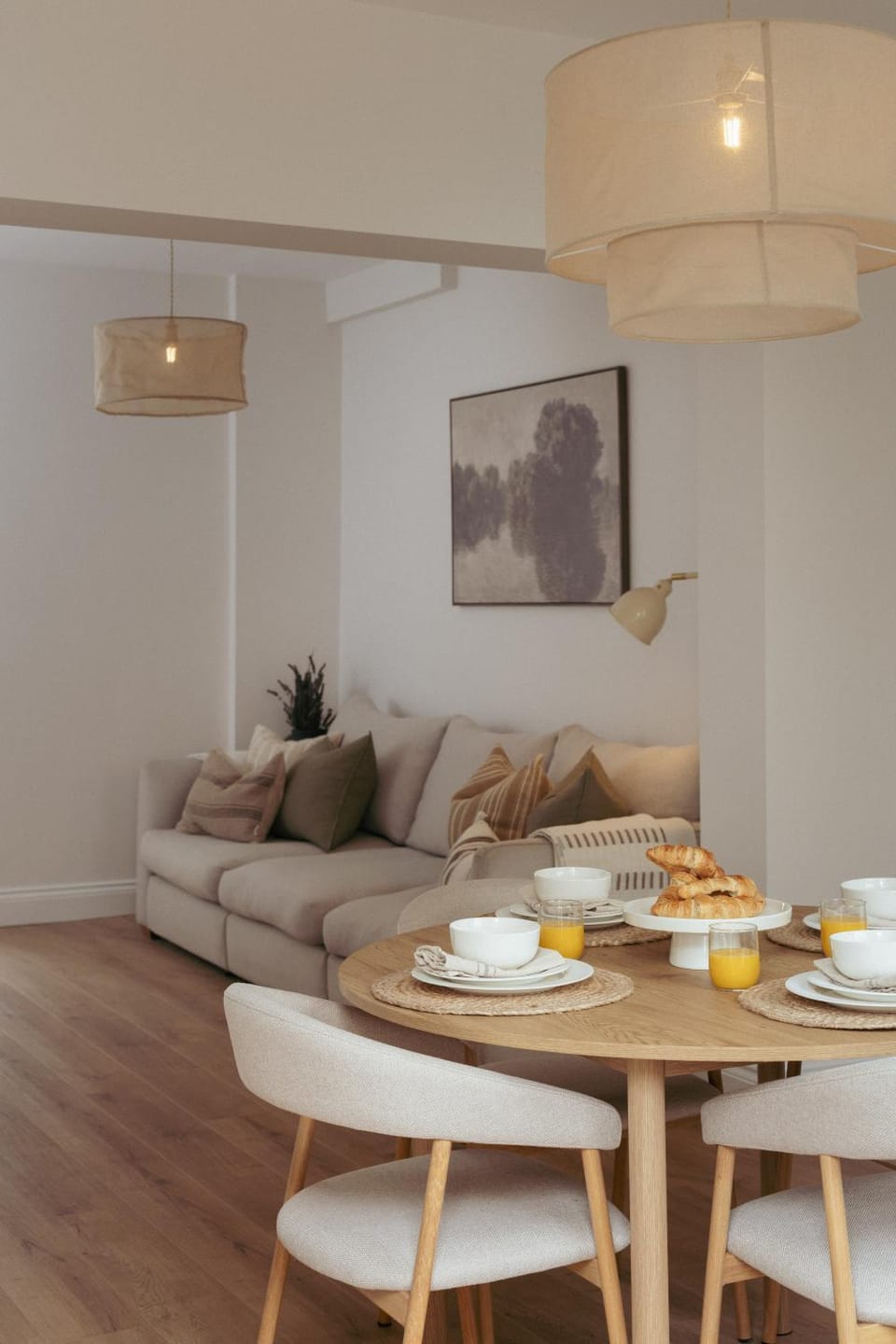 Living room, Dining area