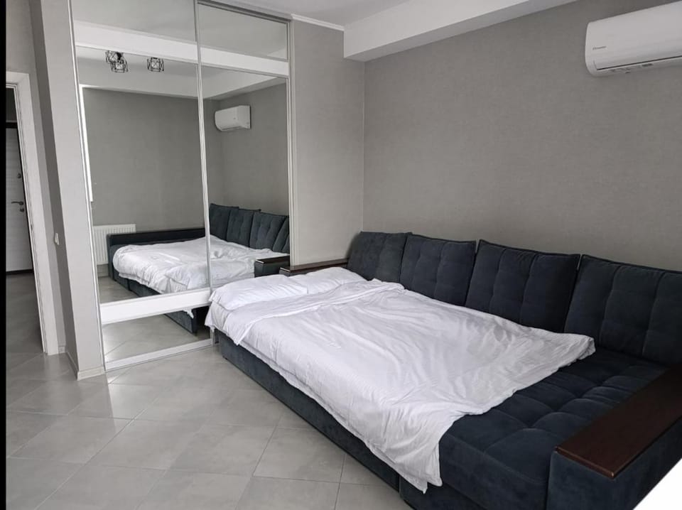GOLD STAR Apartment Free Coffee & Netflix Apartment in Chișinău