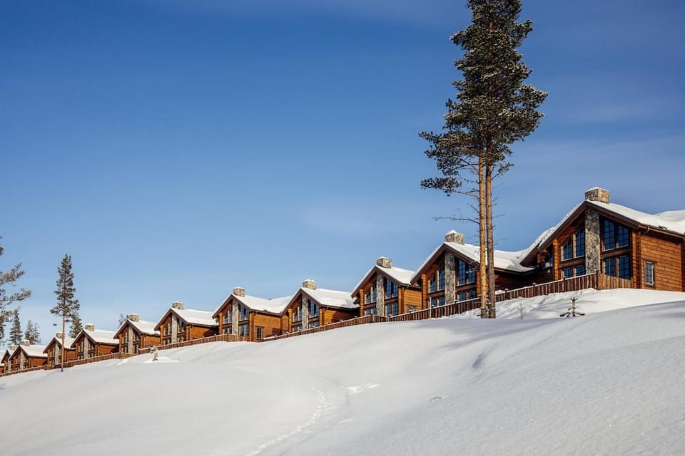 Älgen en fjällstuga med stor altan i sydväst i Idre Bergsby House in Innlandet