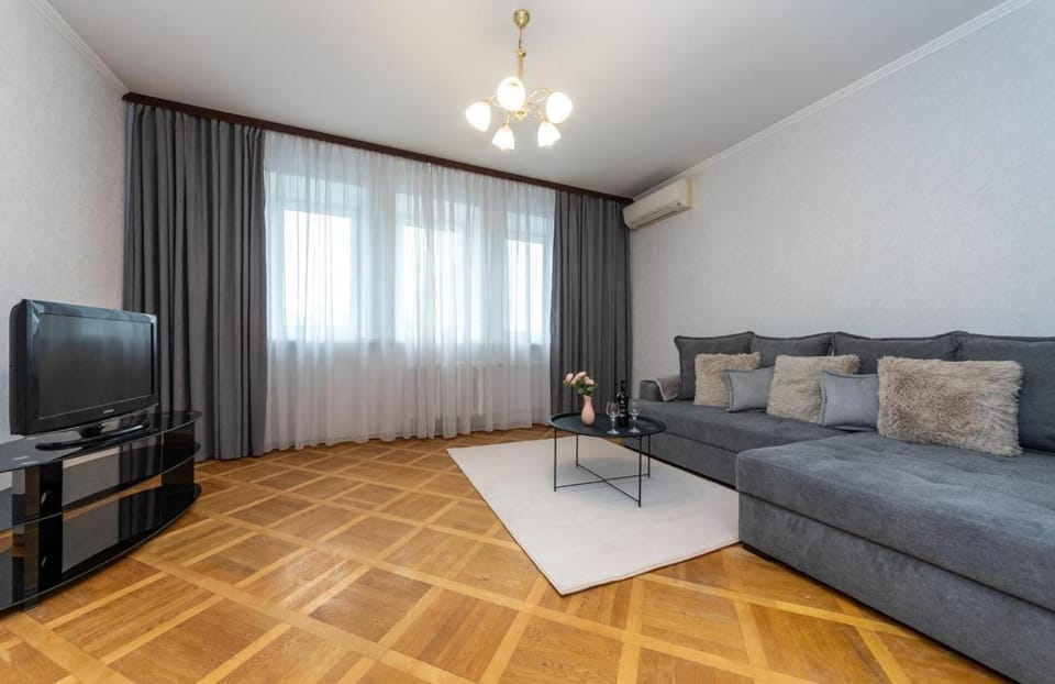 Nikira apartment 11 Obolon metro Minsk flor 5 Apartment in Kiev City - Kyiv