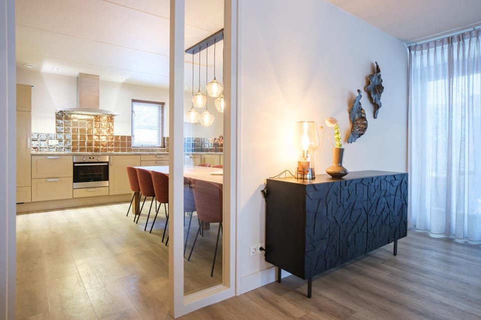Family home Rheeze with Whirlpool | 10 persons House in Overijssel (province)