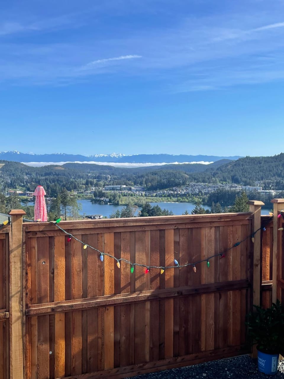 Balcony/Terrace, Lake view, Mountain view