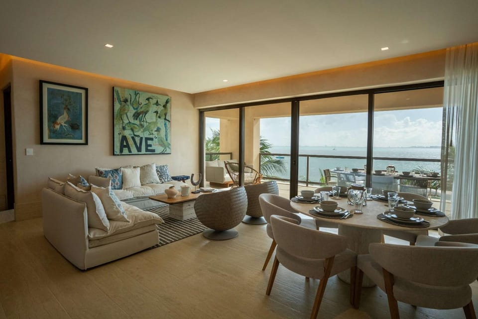 Beachfront Family Retreat - Peace & Comfort Apartment in Isla Mujeres