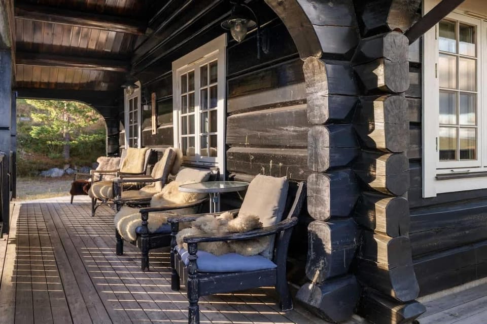Patio, Day, Seating area