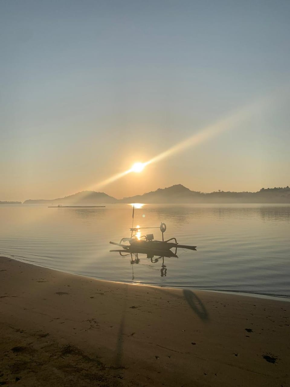 Nearby landmark, Day, Natural landscape, Beach, Sea view, Sunrise