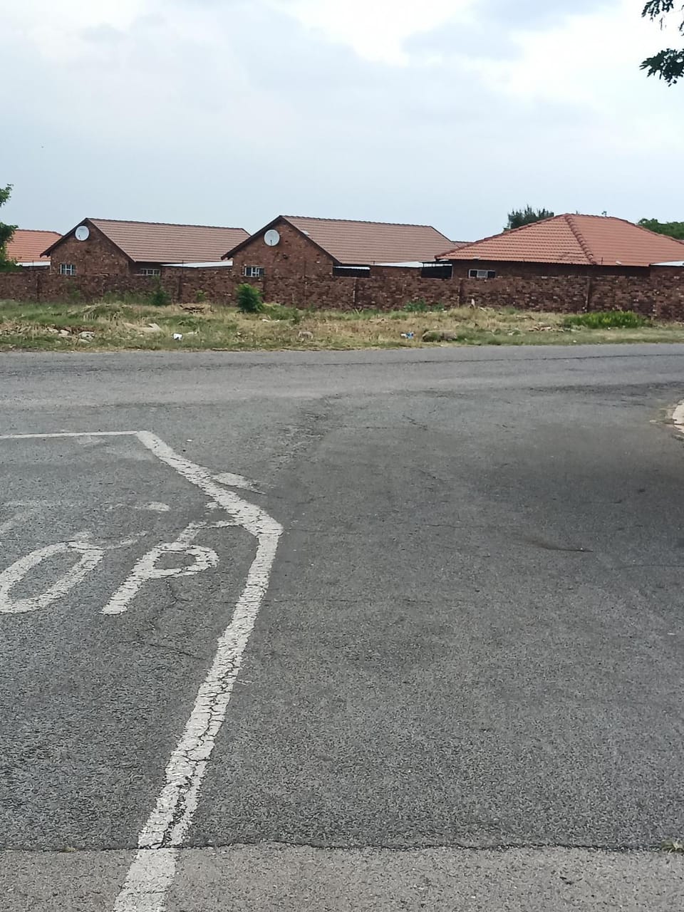 Neighbourhood, Street view, Parking