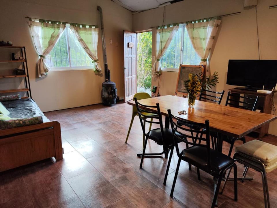 Communal lounge/ TV room, TV and multimedia, Living room, Dining area