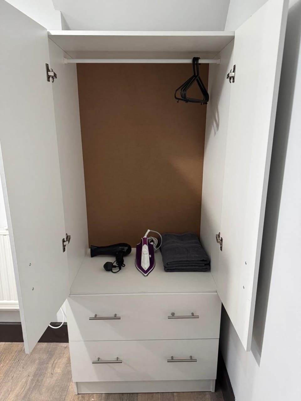 En-suite studios near Wembley Stadium Bed and Breakfast in Pinner