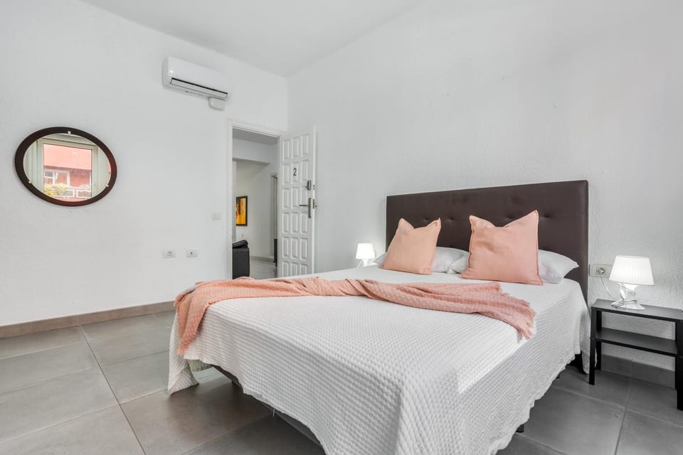 Living room, Bedroom