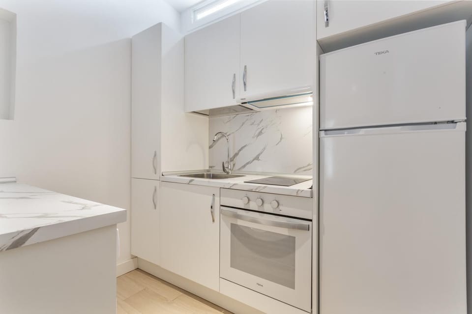Kitchen or kitchenette, Living room