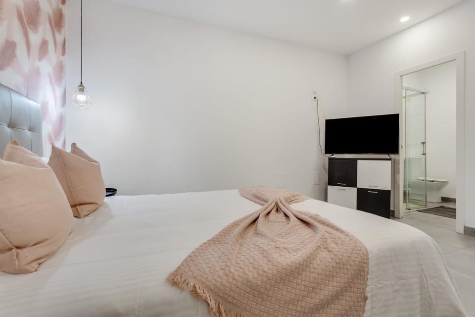Living room, Bedroom