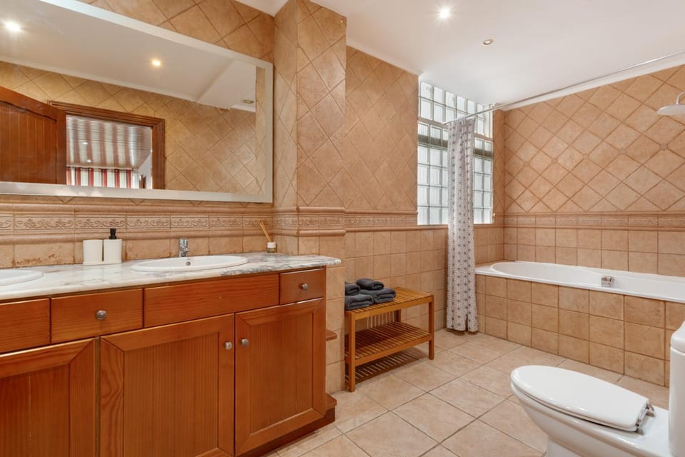 Bathroom, Living room